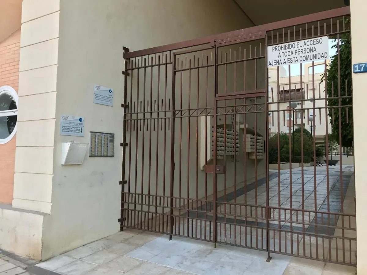 Apartamento Teatinos Con Piscina Espectacular, Aire Acondicionado En Salon-Comedor Y Ventiladores En Habitaciones Malaga