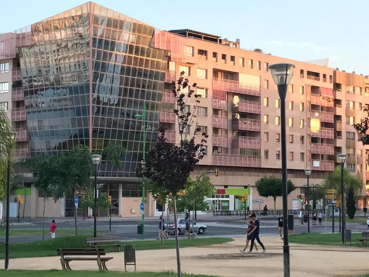 Apartamento Teatinos Con Piscina Espectacular, Aire Acondicionado En Salon-Comedor Y Ventiladores En Habitaciones Malaga