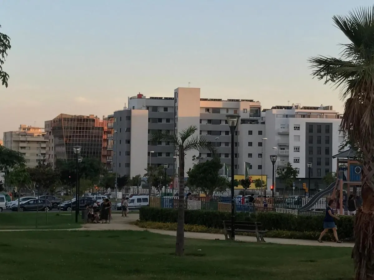 Apartamento Teatinos Con Piscina Espectacular, Aire Acondicionado En Salon-Comedor Y Ventiladores En Habitaciones Málaga Spanje
